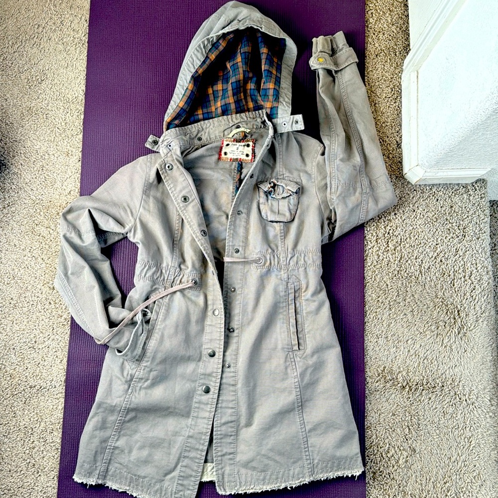 Free People utility  Women's Jacket Size 2 Olive Green Distressed XS
